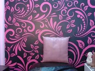 Camsoda Nude Webcam of milfrockroll
