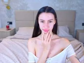 Camsoda Nude Webcam of snowwhiteee
