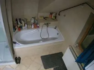 Camsoda Adult Webcam of voyeurcam-julmodels-bath-2nd-1