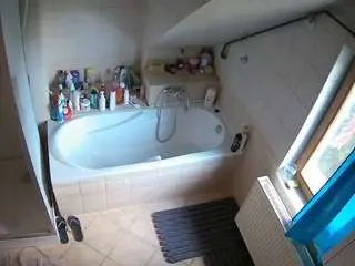 Camsoda Best live sex cam show of voyeurcam-julmodels-bath-2nd-1