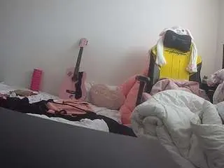 Camsoda Sex Chat of voyeurcam-sexy-little-ana-01