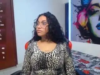 Camsoda Live Sex of valeria-martinez19