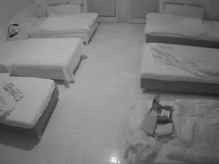 Camsoda Adult Webcam of voyeurcam-julmodels-bed-6