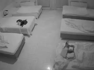 Camsoda Free Live Porn of voyeurcam-julmodels-bed-6