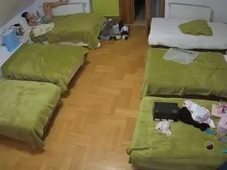 Camsoda Live Sex Cam of voyeurcam-julmodels-bed-6