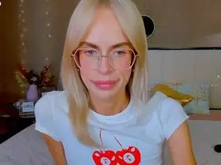 Camsoda Live Sex Cam of bellatip