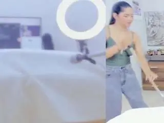 Camsoda Live Porn of emily-philip