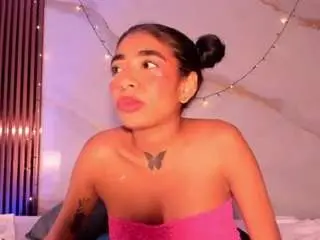 Camsoda Sex Chat of scarlet-vixen
