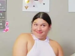 Camsoda Live Sex Cam of chubbykinkyygirl