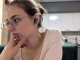 Camsoda Adult Webcams of lourabalzer