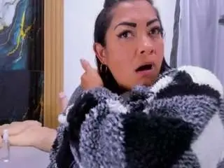 Camsoda Sex Cam of melissacortes