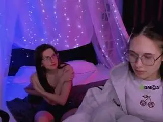 Camsoda Private Sex Chat of mona-cloud