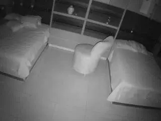 Camsoda Adult Video Chat of voyeurcam-casa-salsa-versus-room