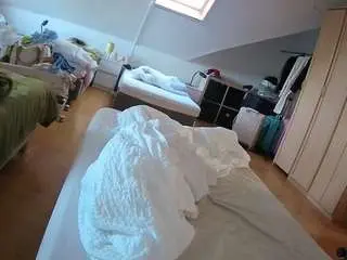 Camsoda Adult Video Chat of voyeurcam-julmodels-bed-1