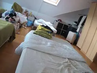 Camsoda Best live sex cam show of voyeurcam-julmodels-bed-1
