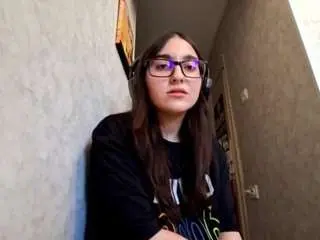 Camsoda Free Porn Cam of jolandahoneycott