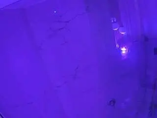 Camsoda Free Live Porn of voyeurcam-casa-salsa-bathroom-10