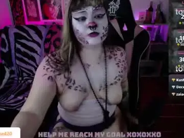 Chaturbate Sex Cam of destroyall420