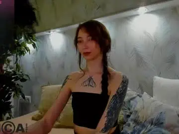 Chaturbate Nude Webcam of ellen_hops