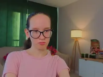 Chaturbate Free Porn Cam of lynettebails
