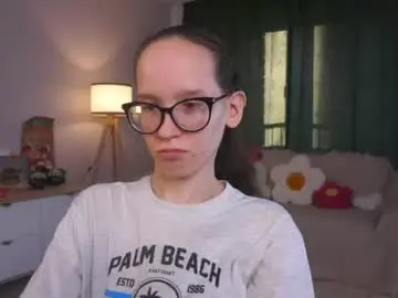 Chaturbate Best live sex cam show of lynettebails
