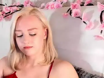 Chaturbate Nude Webcam of chloedeccker