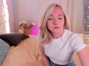 Chaturbate Sex Cam of chloedeccker