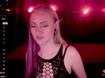 Chaturbate Nude Webcam of dramaquenn