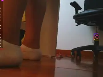 Chaturbate Live Sex Cam of virtual_charm