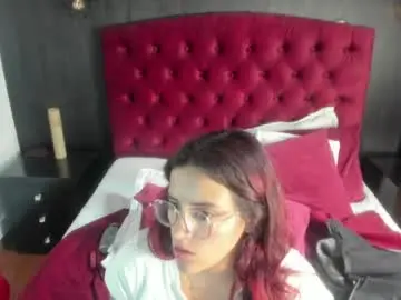 Chaturbate Watch Live Sex Cams of laia_jonees