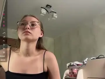 Chaturbate Nude Webcam of lucindascercy