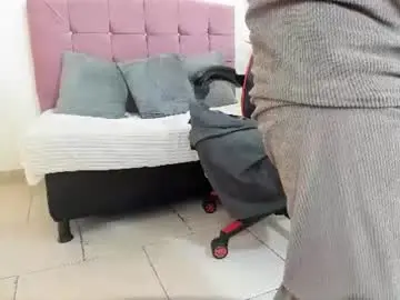 Chaturbate Live Porn of lizzie_williamss
