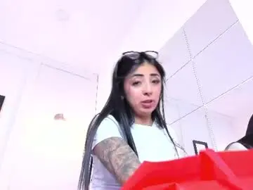 Chaturbate Best live sex cam show of caroline_dh