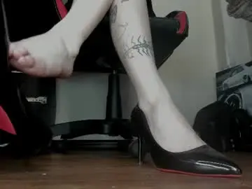 Chaturbate Sex Cam of holy_mistresss