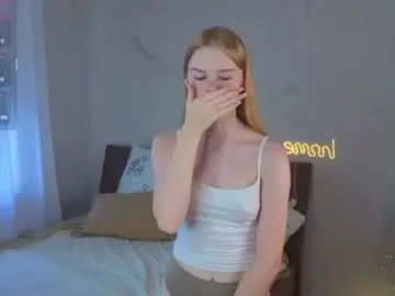 Chaturbate Live Sex Cam of laniehohenberger