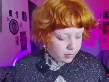 Chaturbate Live Sex Cam of kenziesharik