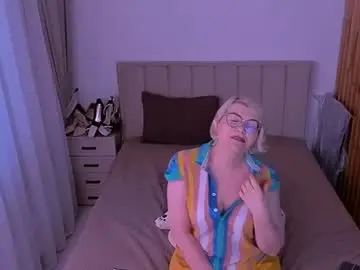 Chaturbate Adult Video Chat of sabrinamacmarren