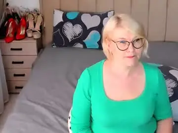 Chaturbate Live Sex Cam of sabrinamacmarren