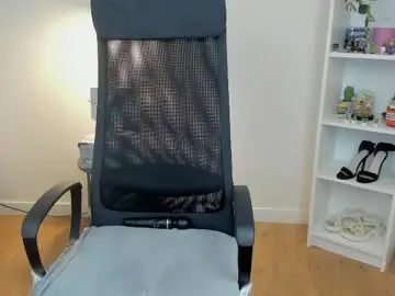 Chaturbate Nude Webcam of _bellaevans_