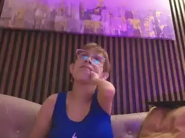 Chaturbate Nude Webcam of madame_mature1