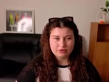 Chaturbate Free Porn Cam of katina_deeplou4