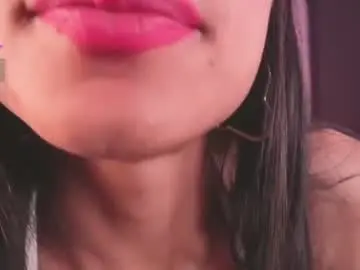Chaturbate Live Sex Cam of valeria_777_
