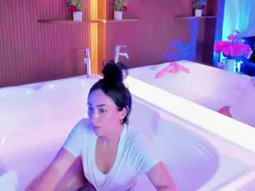 Chaturbate Sex Cam of mia_davis__