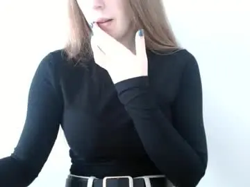 Chaturbate Live Sex Cam of love_vivian