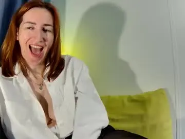 Chaturbate Adult Video Chat of leila_cam18hot