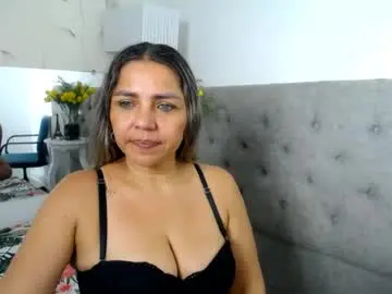 Chaturbate Live Sex of _sexyredhead_