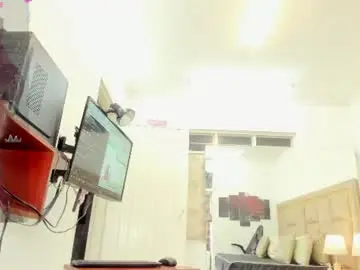 Chaturbate Adult Video Chat of _shirleyy_