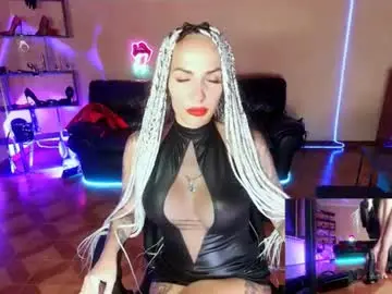 Chaturbate Live Porn of monicamaxwell2
