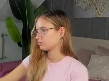 Chaturbate Best live sex cam show of shei1a_shy