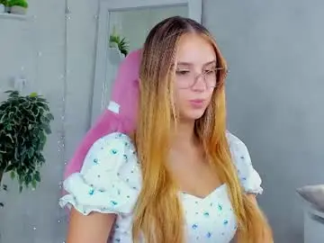 Chaturbate Private Sex Chat of shei1a_shy